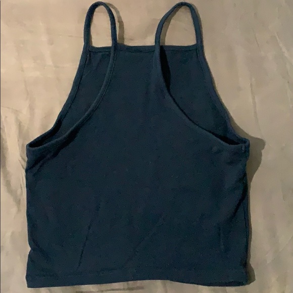 Halter top - Picture 2 of 3